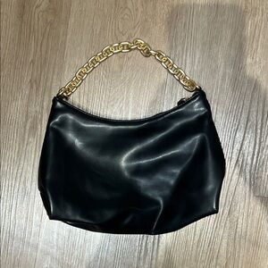 Abercrombie & Fitch Black Shoulder Bag with Gold Chain